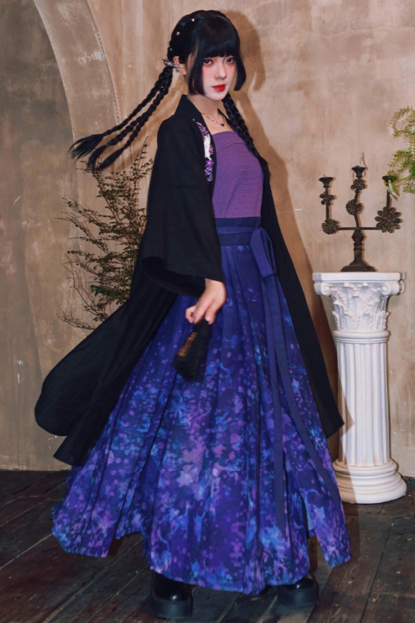 Fantasy Floral Shadow Chinese-Style Set