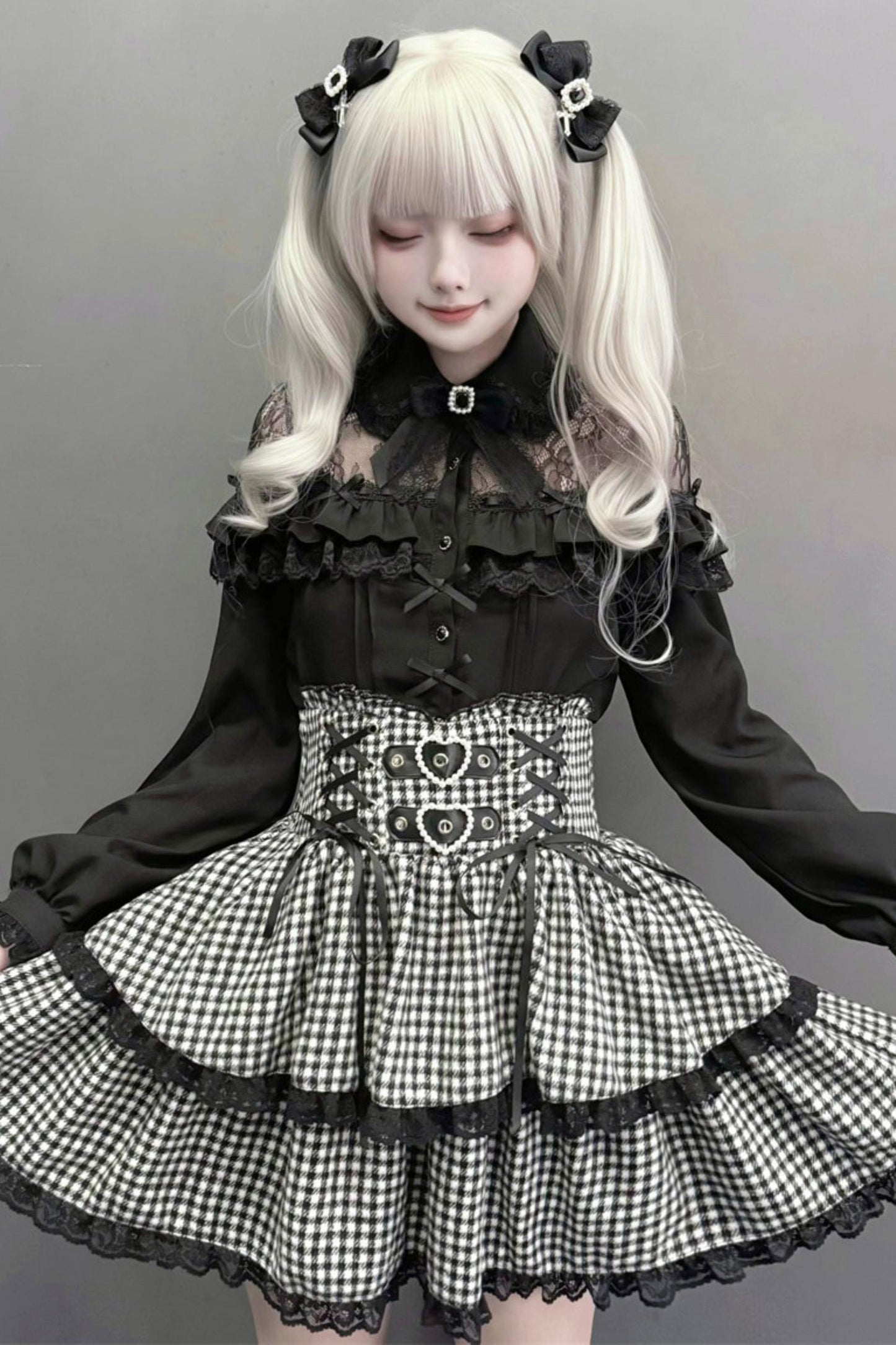 Chemise Noire Dark Kawaii Dentelle + Accessoires