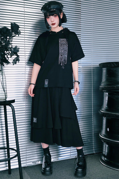 Dekadentes Oversize-T-Shirt im China-Stil
