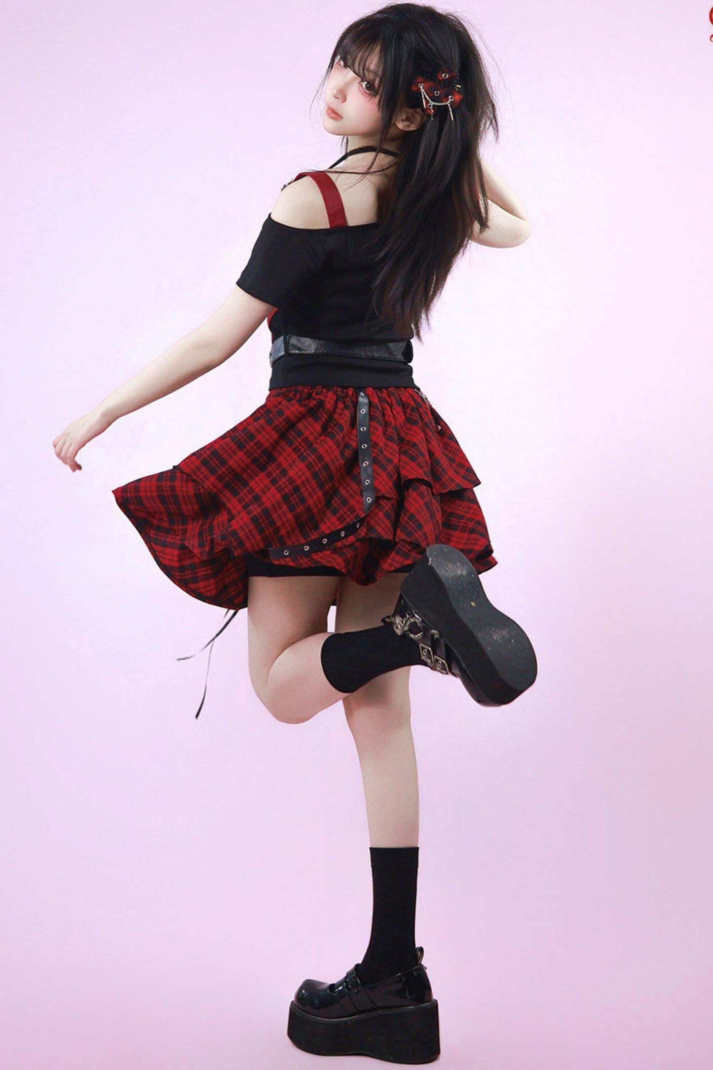 Heart Belt Off-Shoulder Punk Jirai Kei T-Shirt