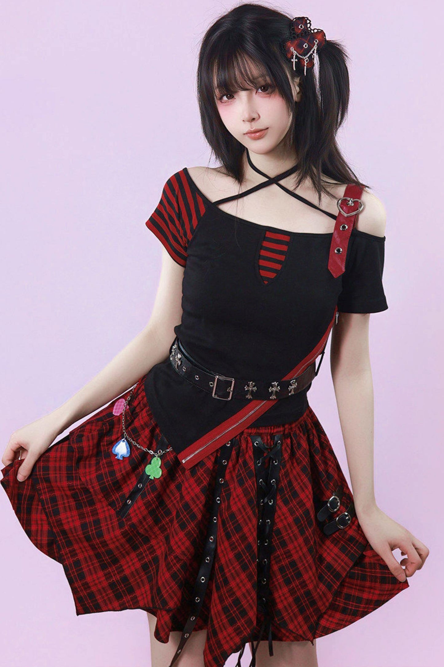 Heart Belt Off-Shoulder Punk Jirai Kei T-Shirt