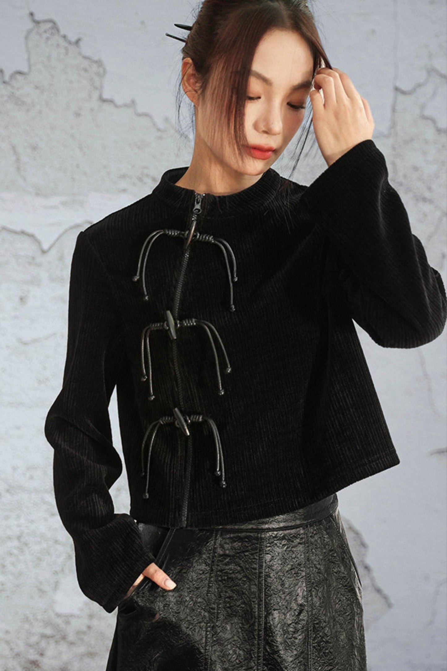 Vertical Striped Duchesnile Cardigan