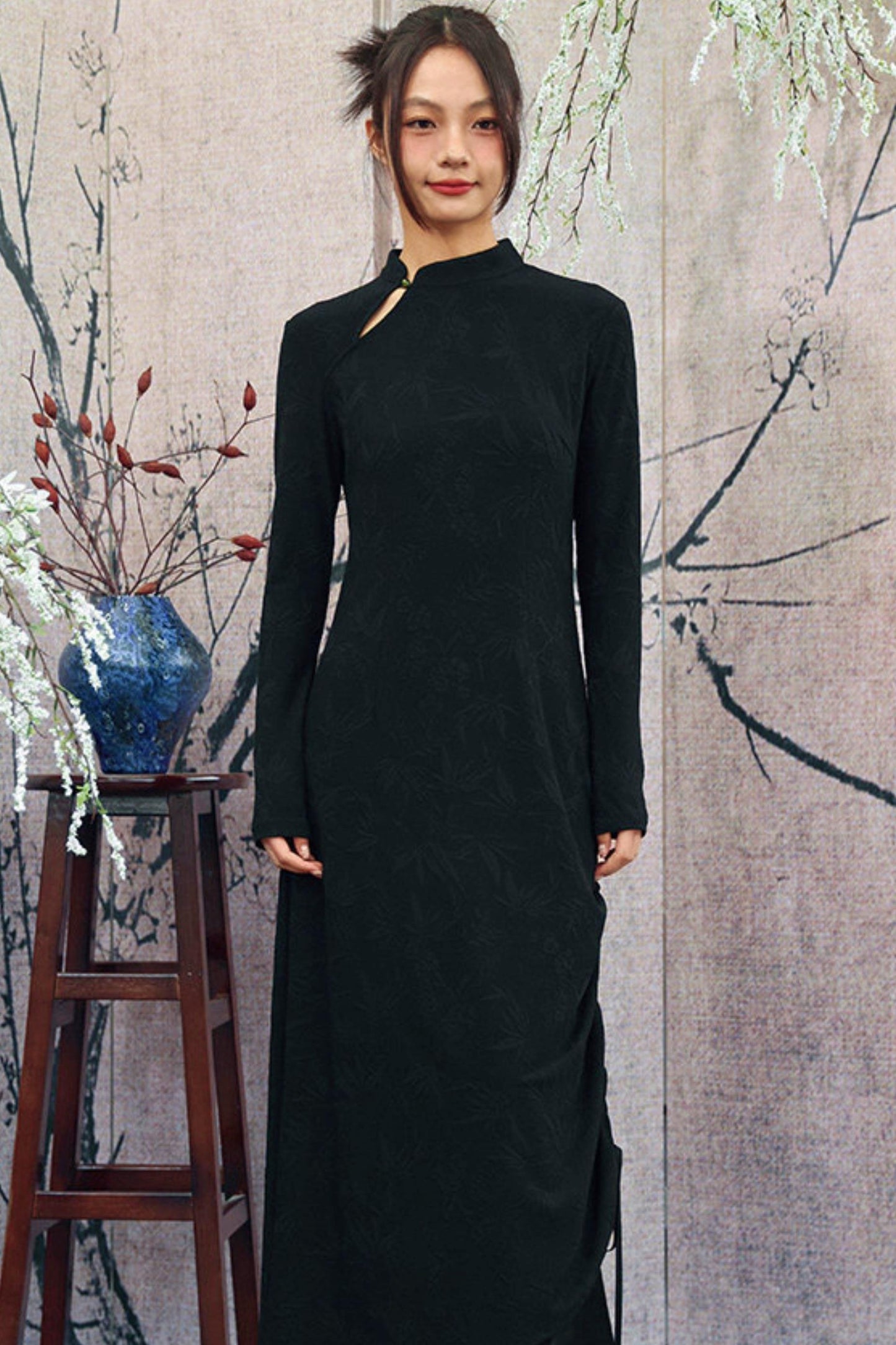 Chinesisches Kleid mit Kordelzug