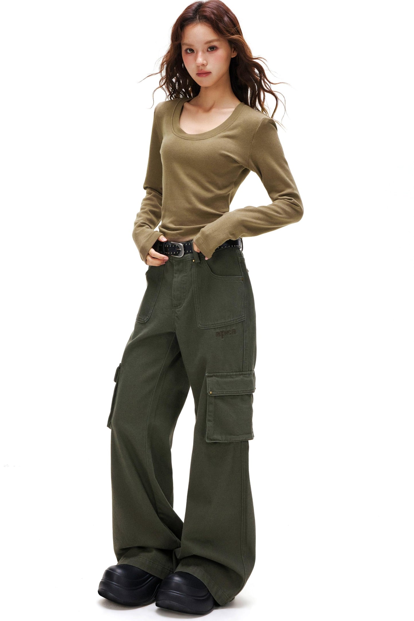 レトロモードカーゴパンツ