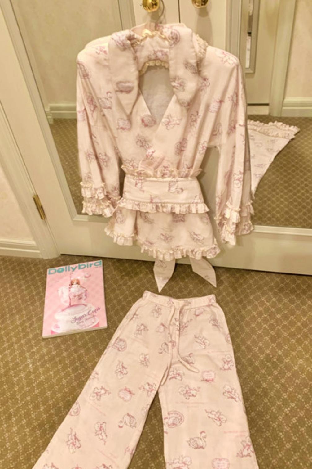 Sweet top + pants + sleep eye mask