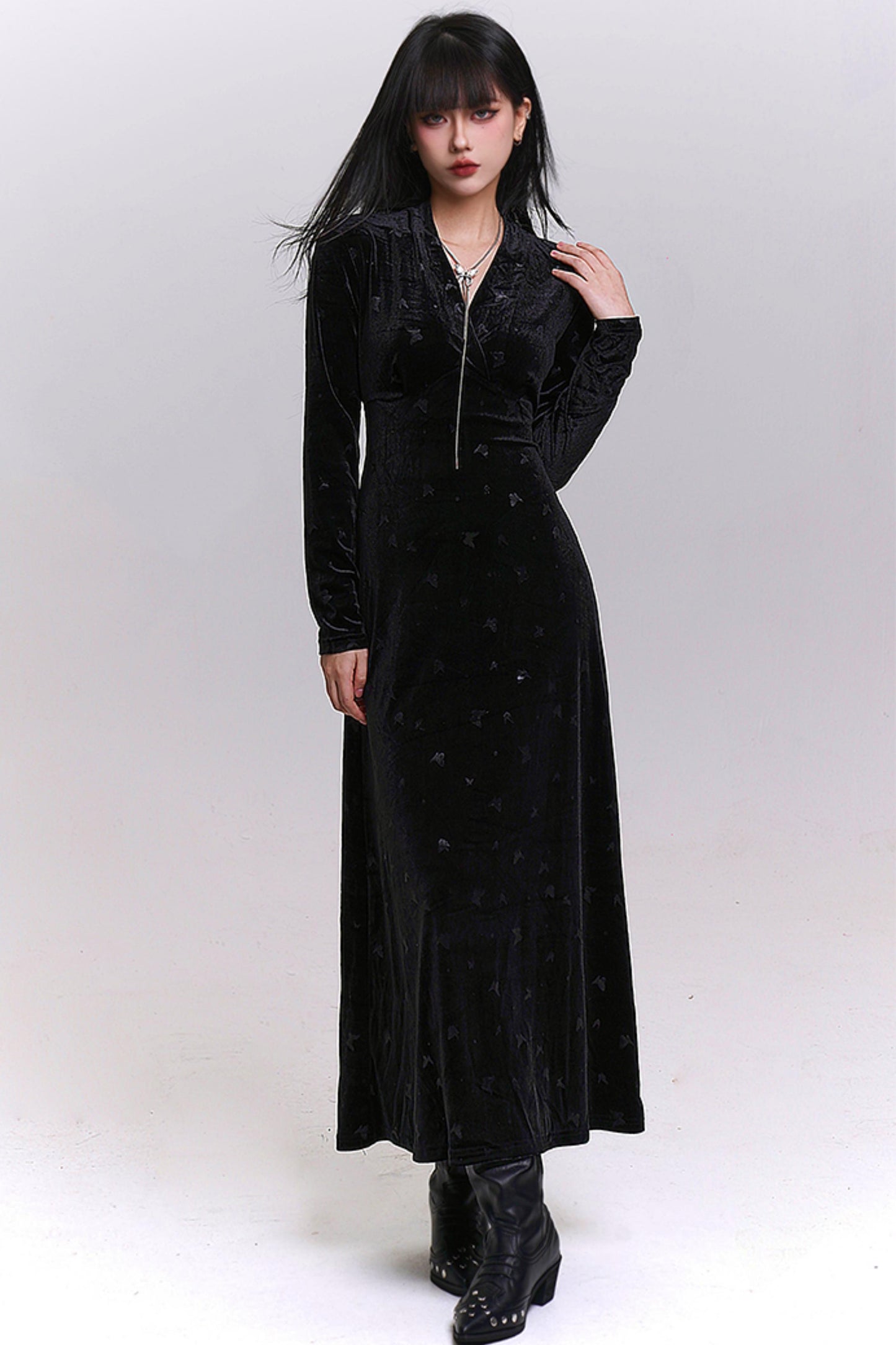 ブラックベルベットバタフライドレス