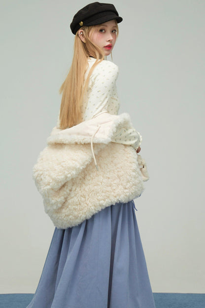 ミルキーアプリコットフローラルトップス