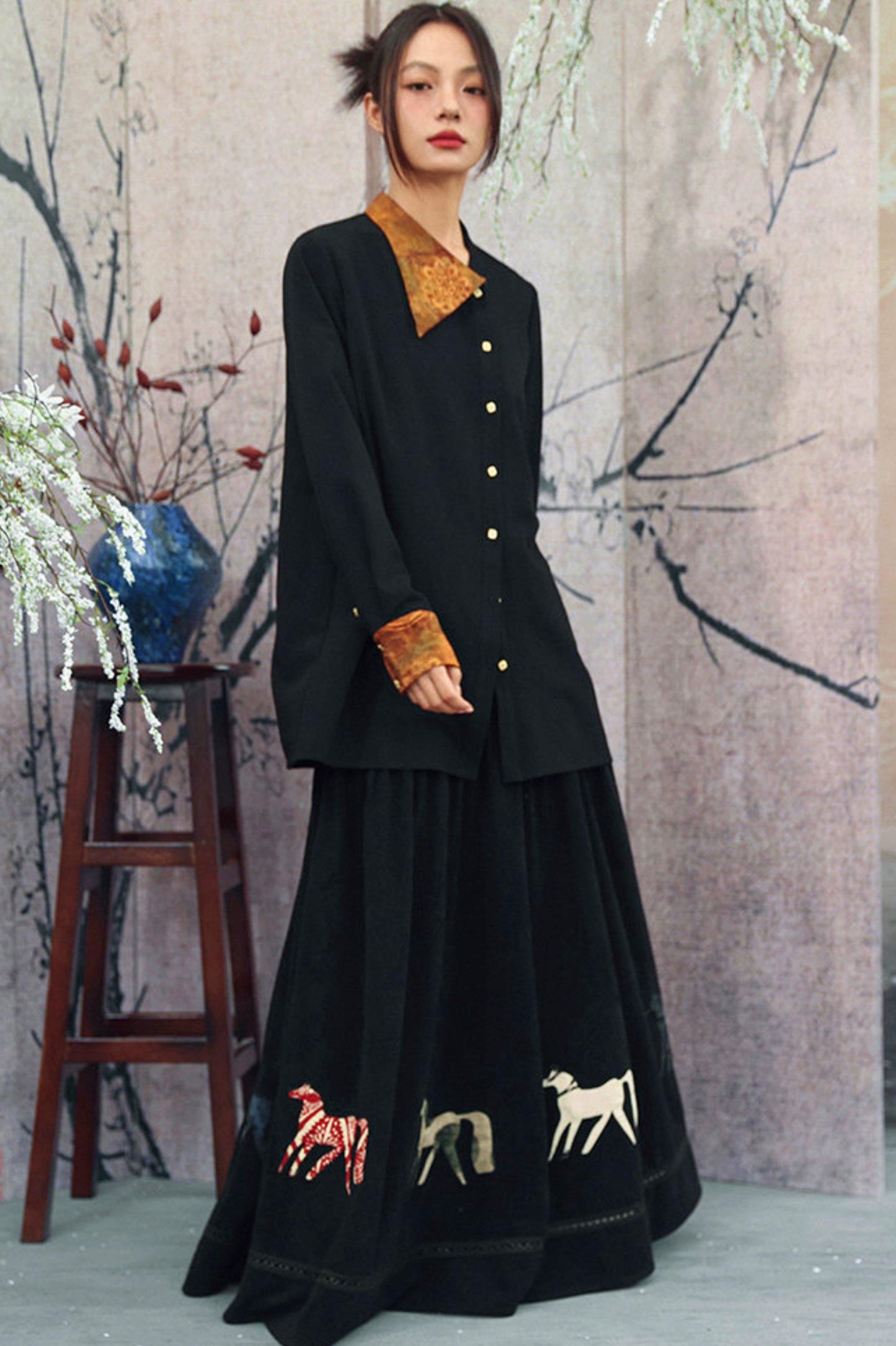 Goldener Drache Diagonal Kragenhemd