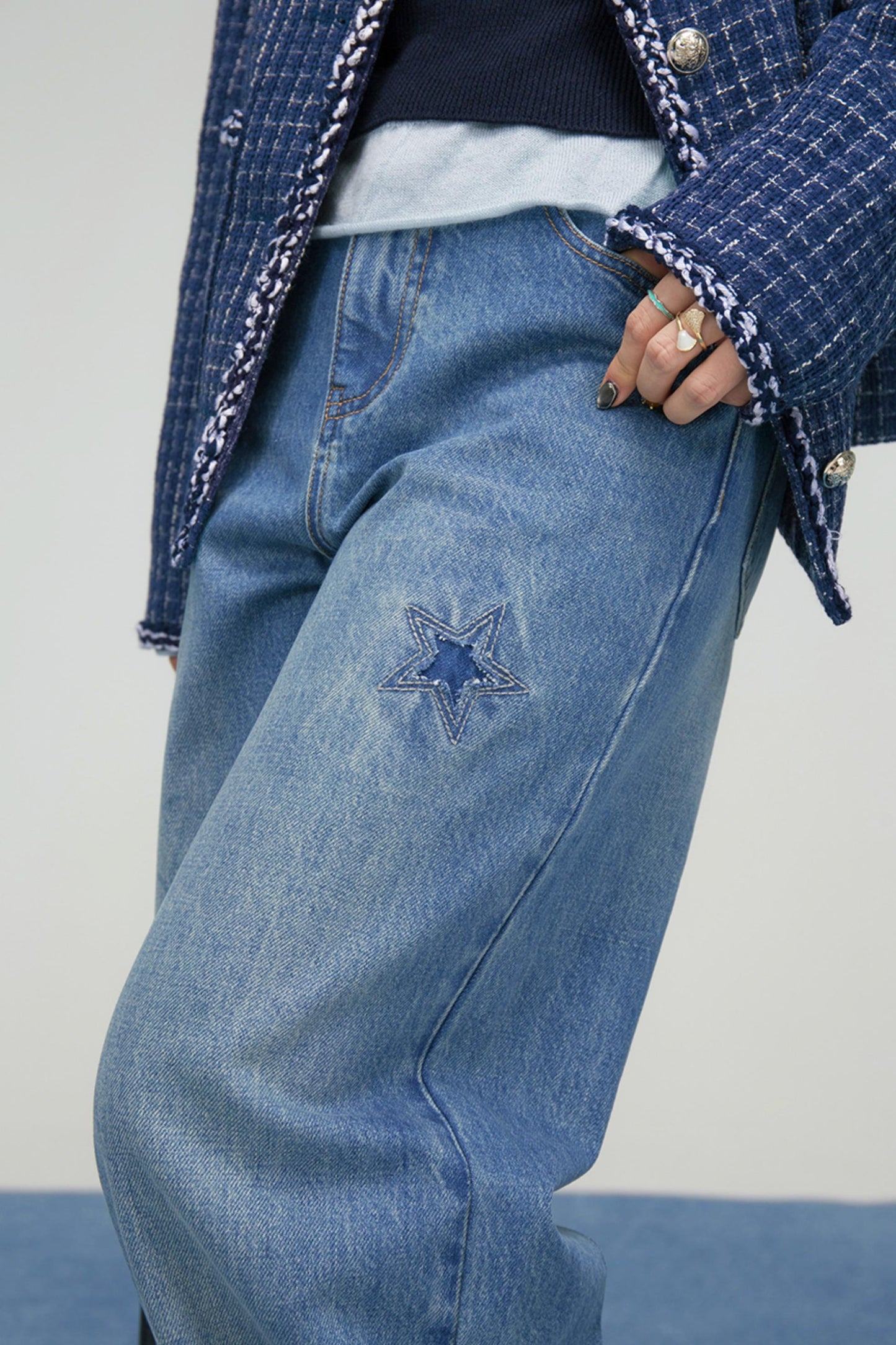 フロストブルースターパッチデニムパンツ