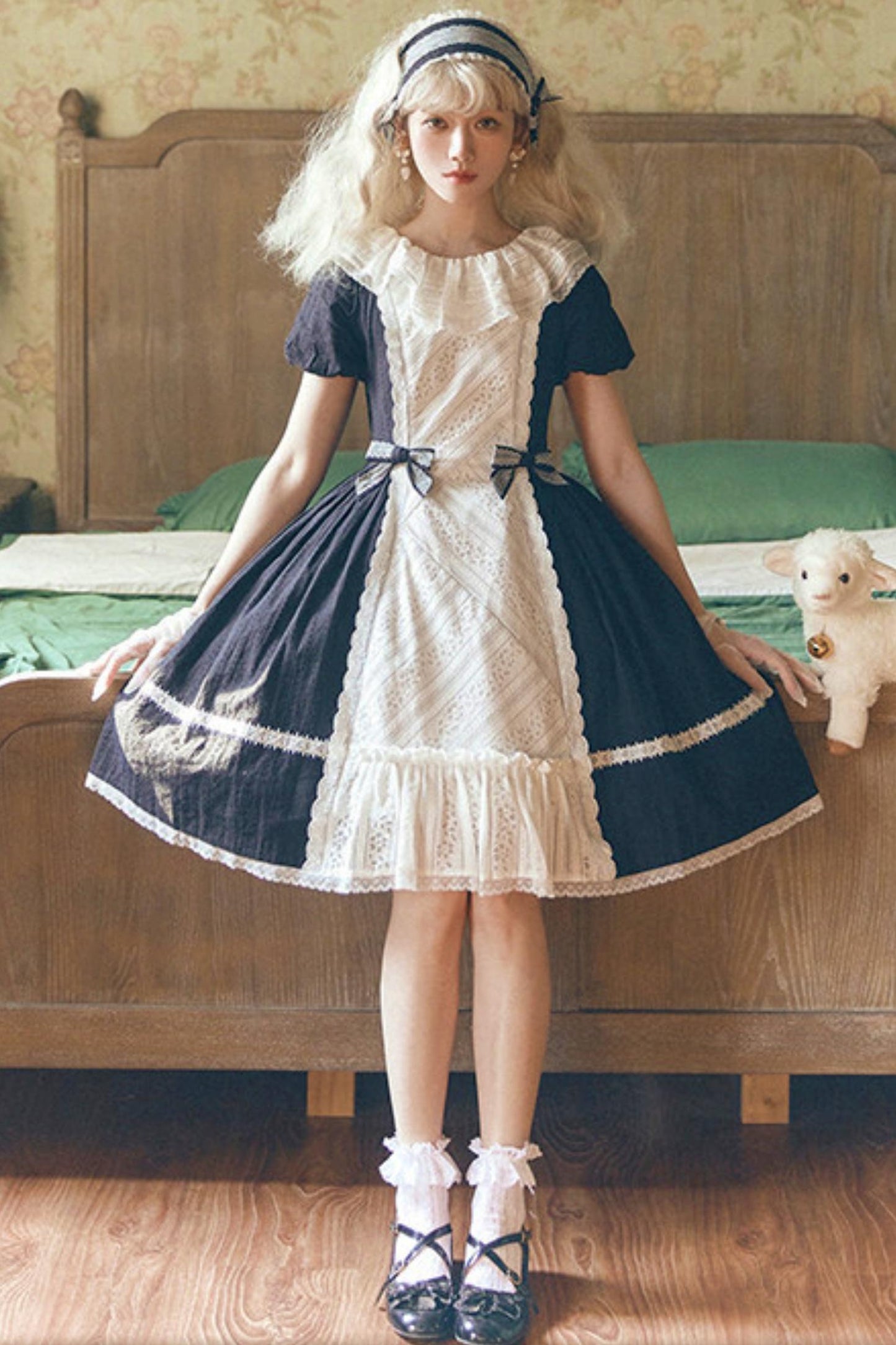 Robe Lolita de Servante avec Dentelle et Rubans
