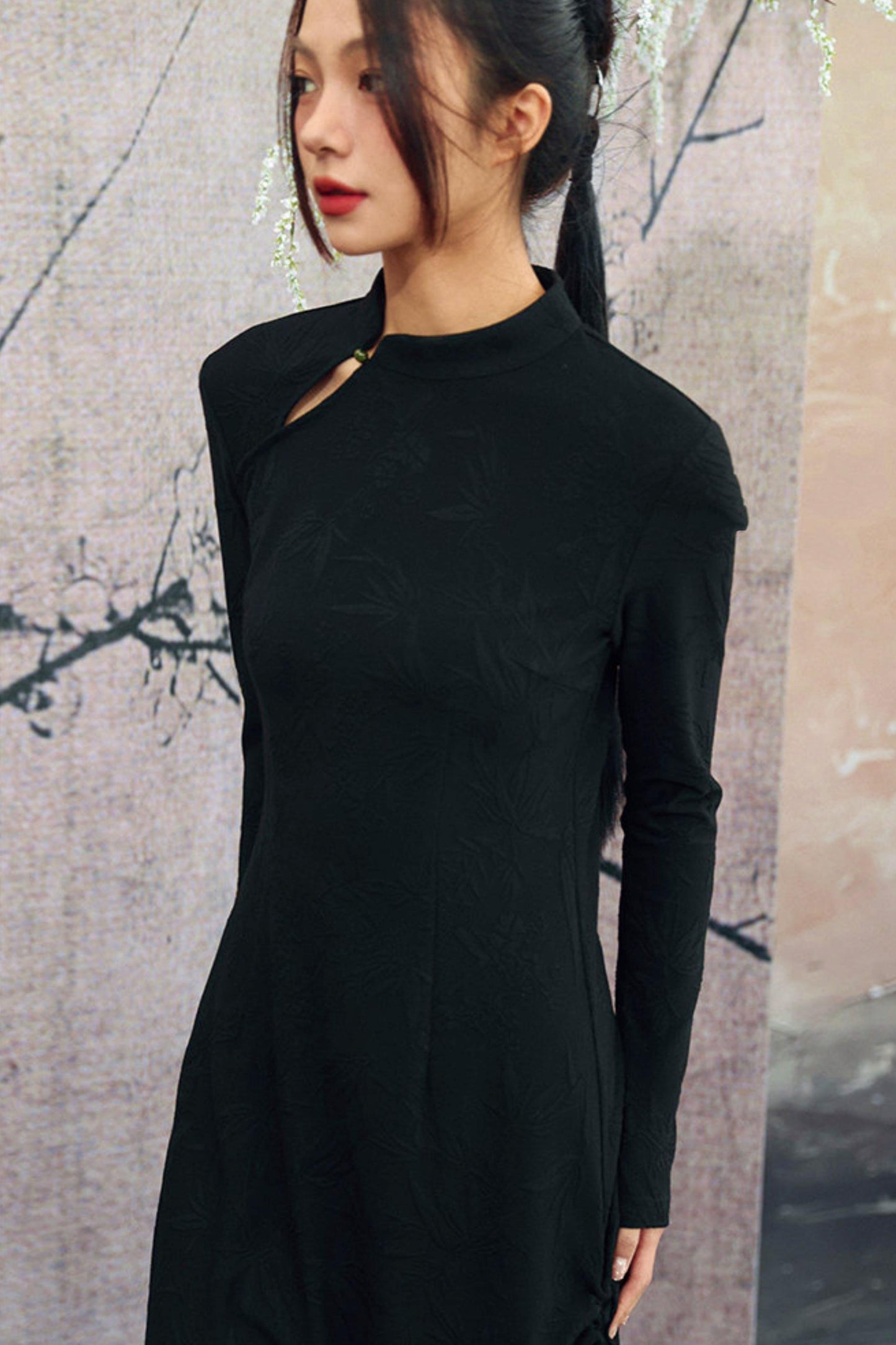 Chinesisches Kleid mit Kordelzug