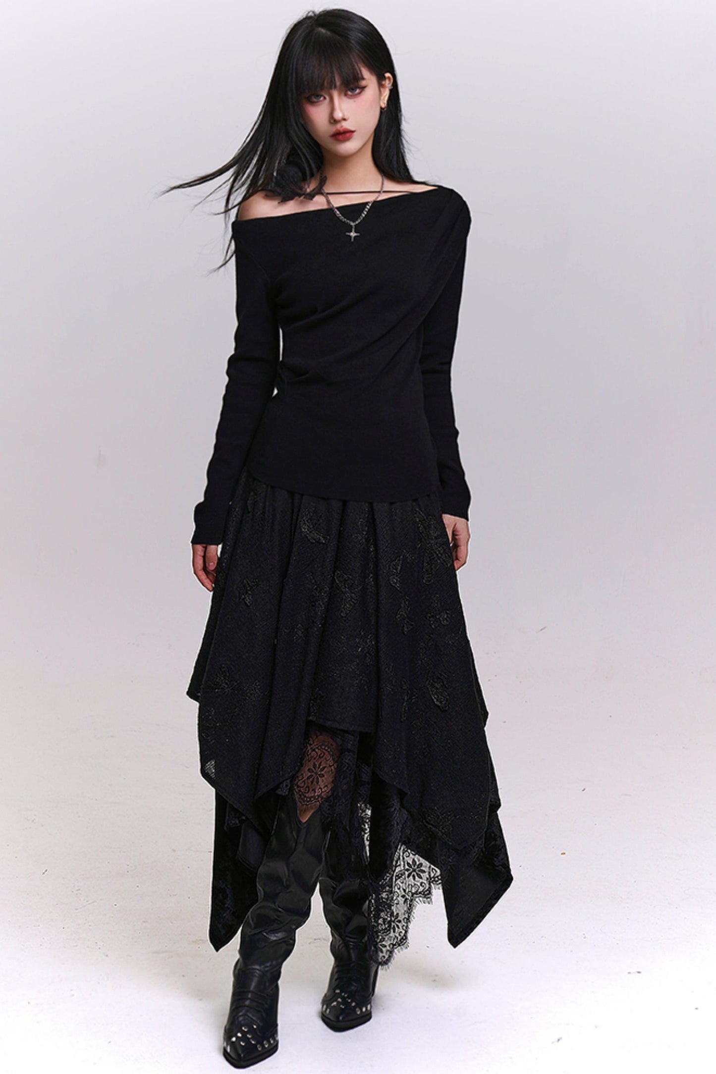 オフホワイトバタフライモチーフスカート