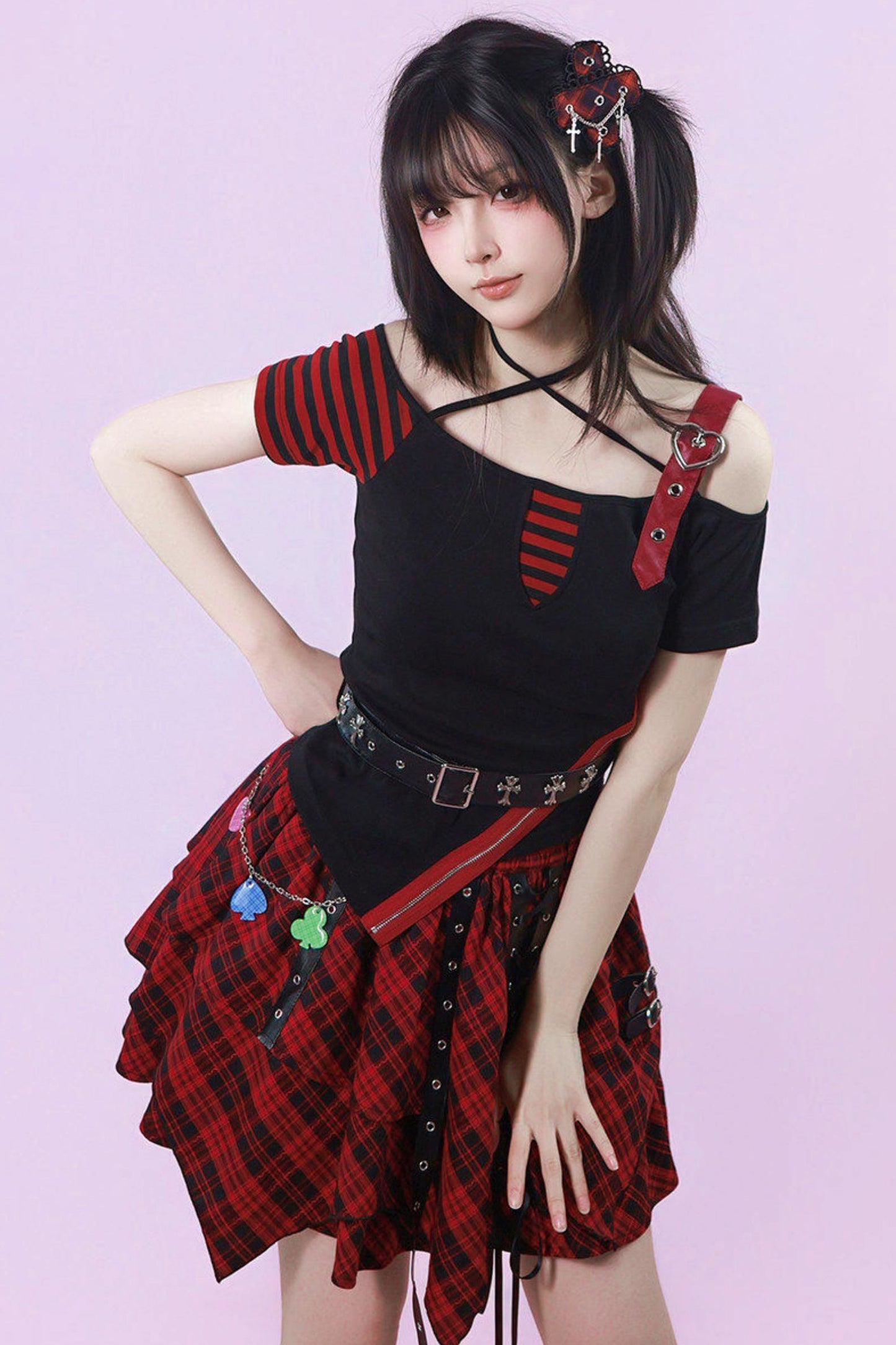 Heart Belt Off-Shoulder Punk Jirai Kei T-Shirt