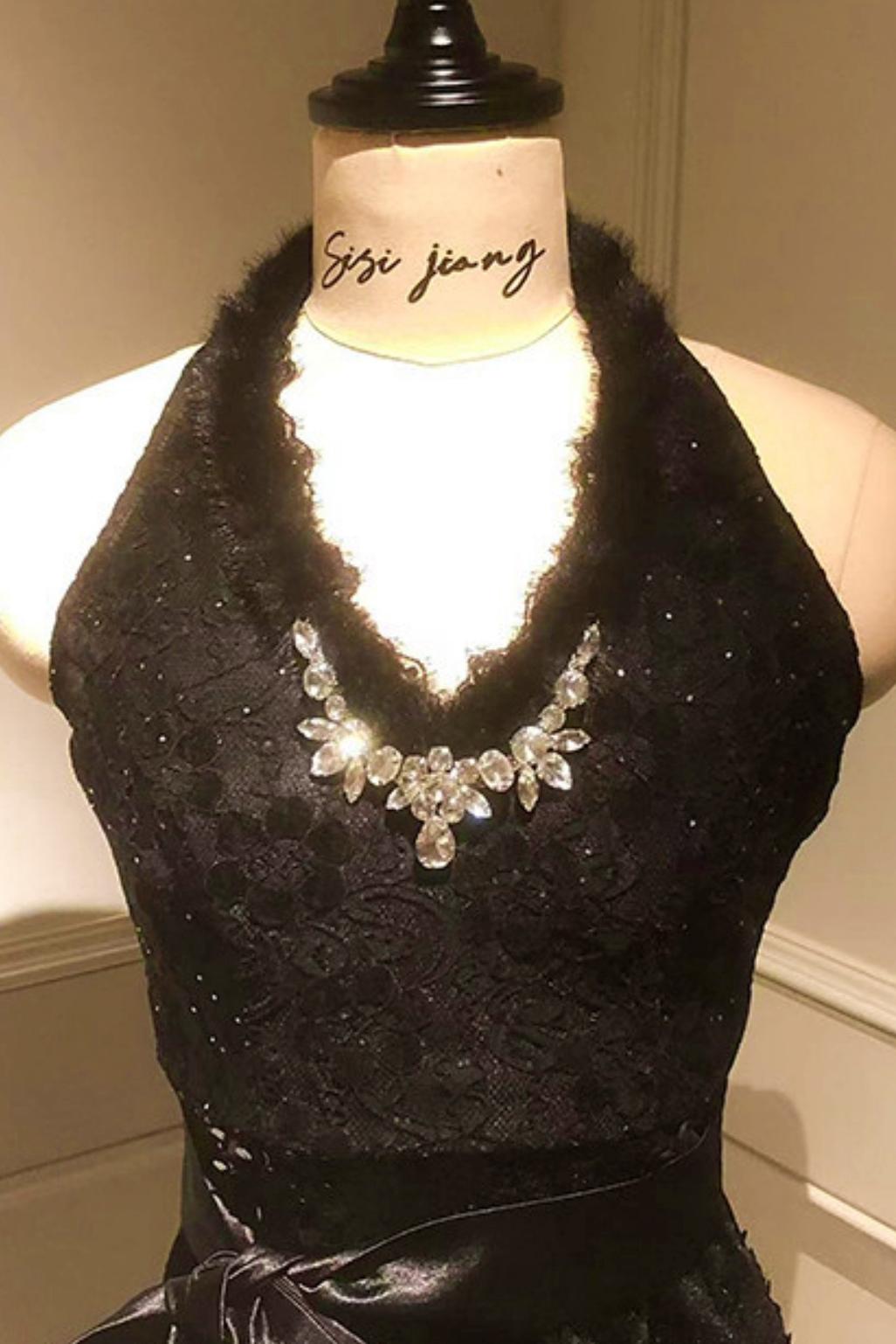 French mode tight dress + fur coat