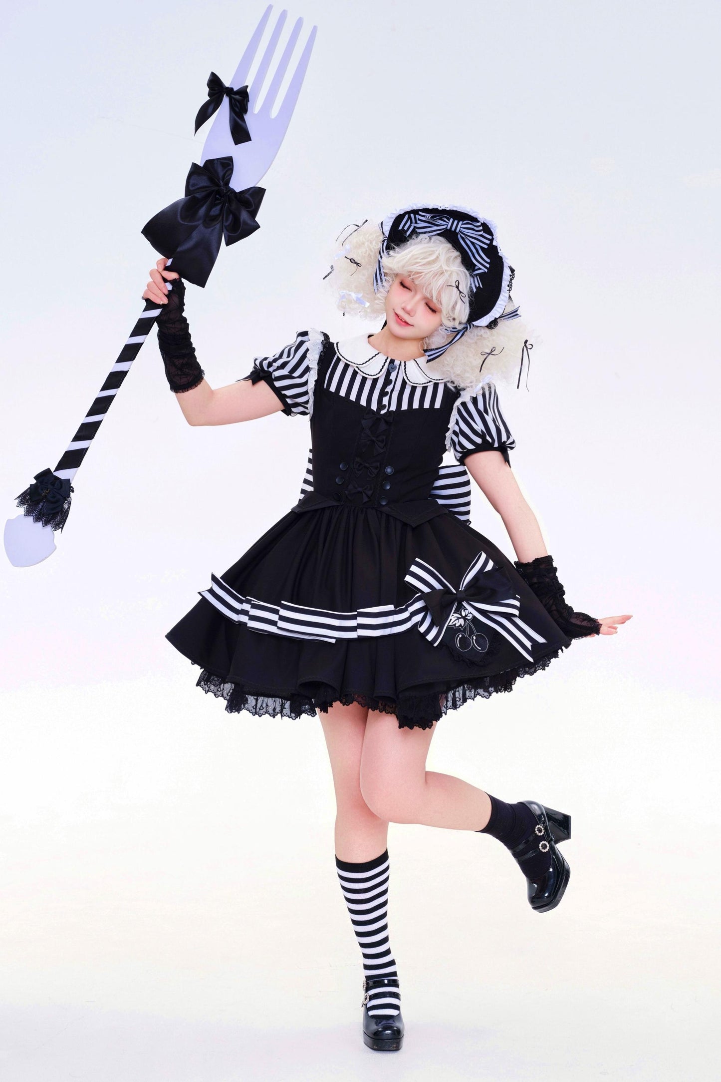[Pre-Order] Gothic Circus Lolita Dress + Accessories