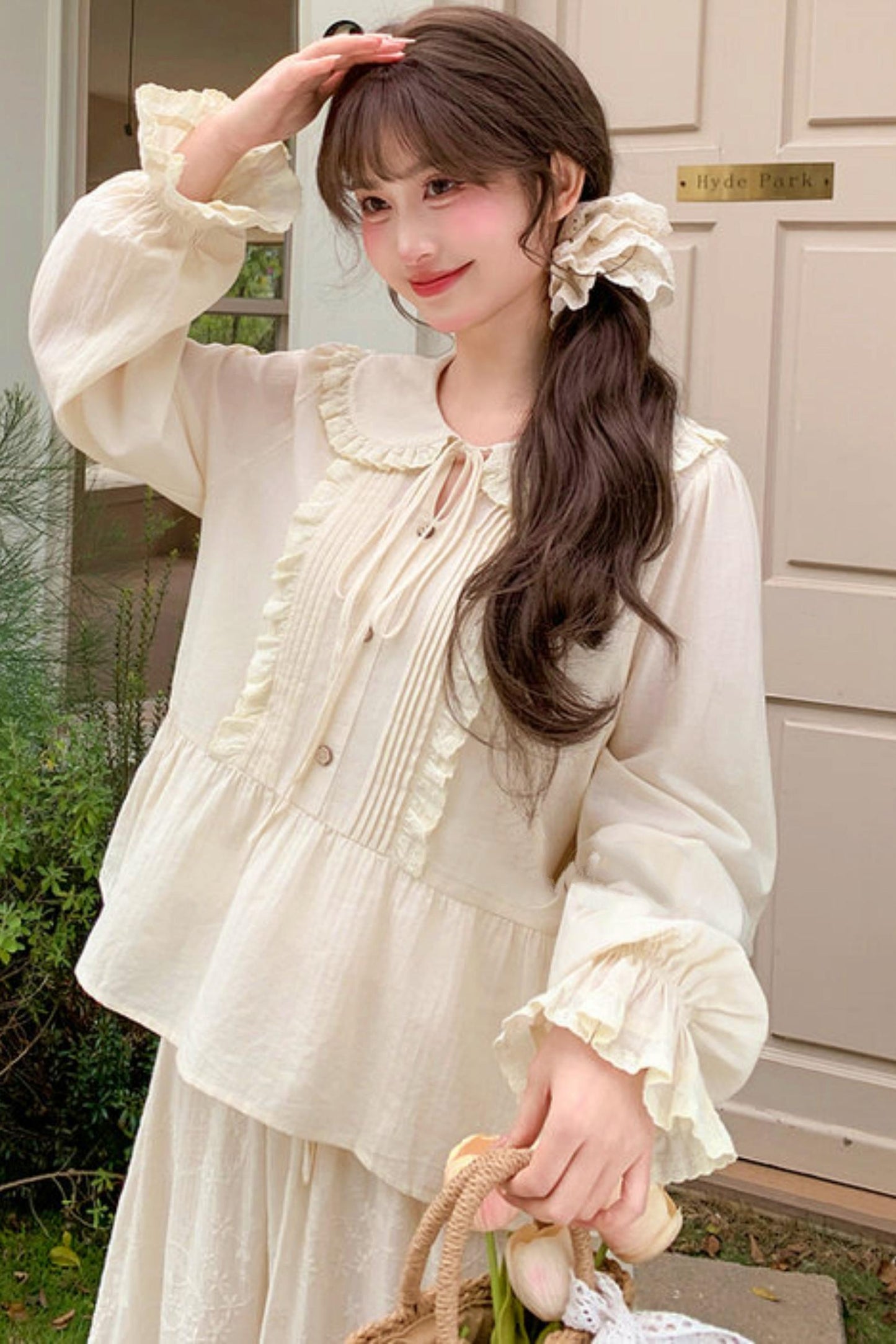 Reine Baumwollbluse mit Puppenkragen