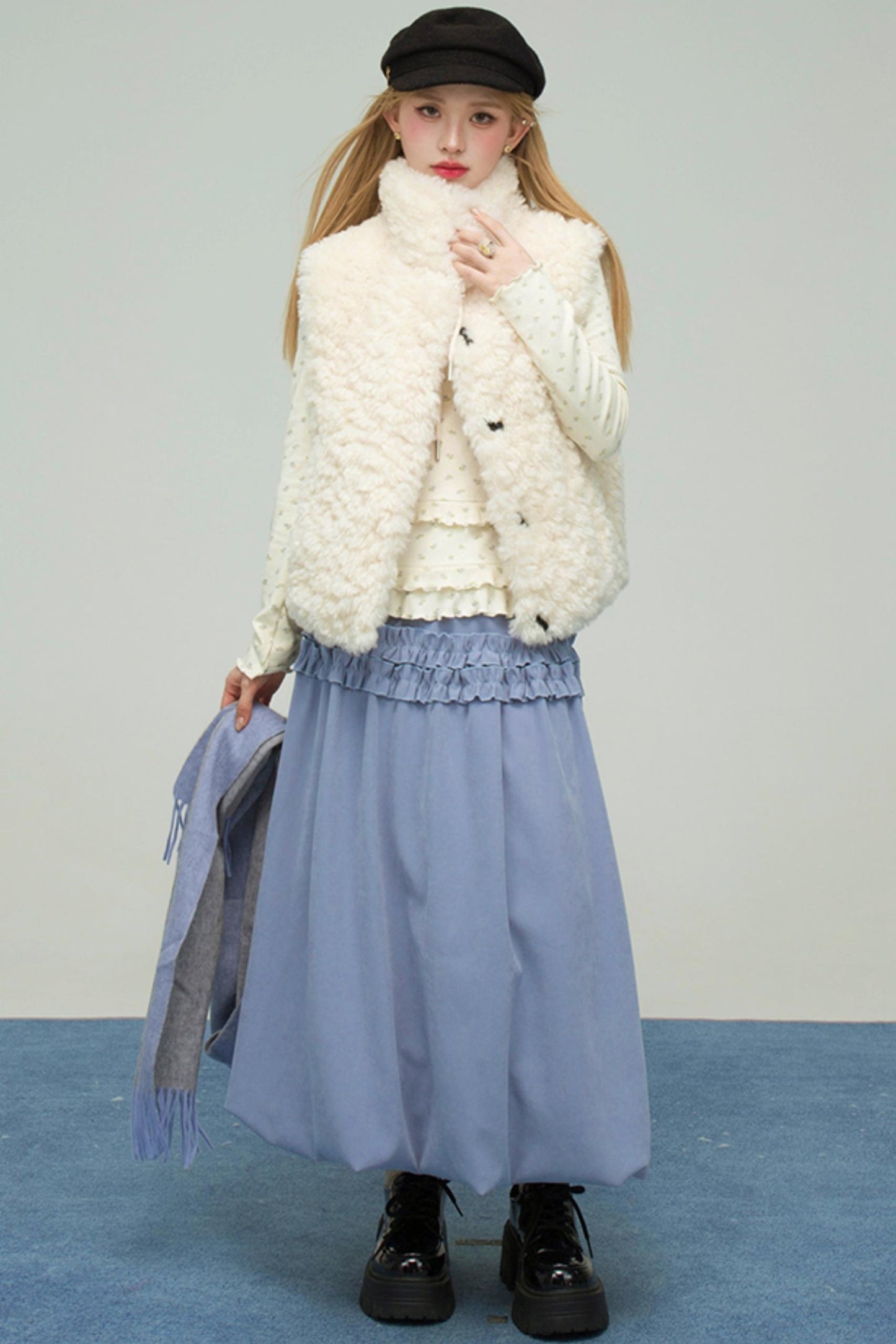 ミルキーアプリコットフローラルトップス