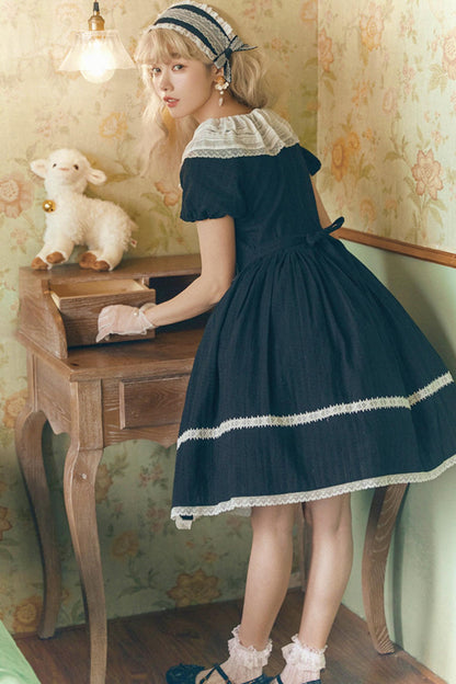 Robe Lolita de Servante avec Dentelle et Rubans