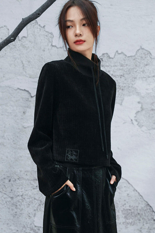 ダークモードハイネックトップス