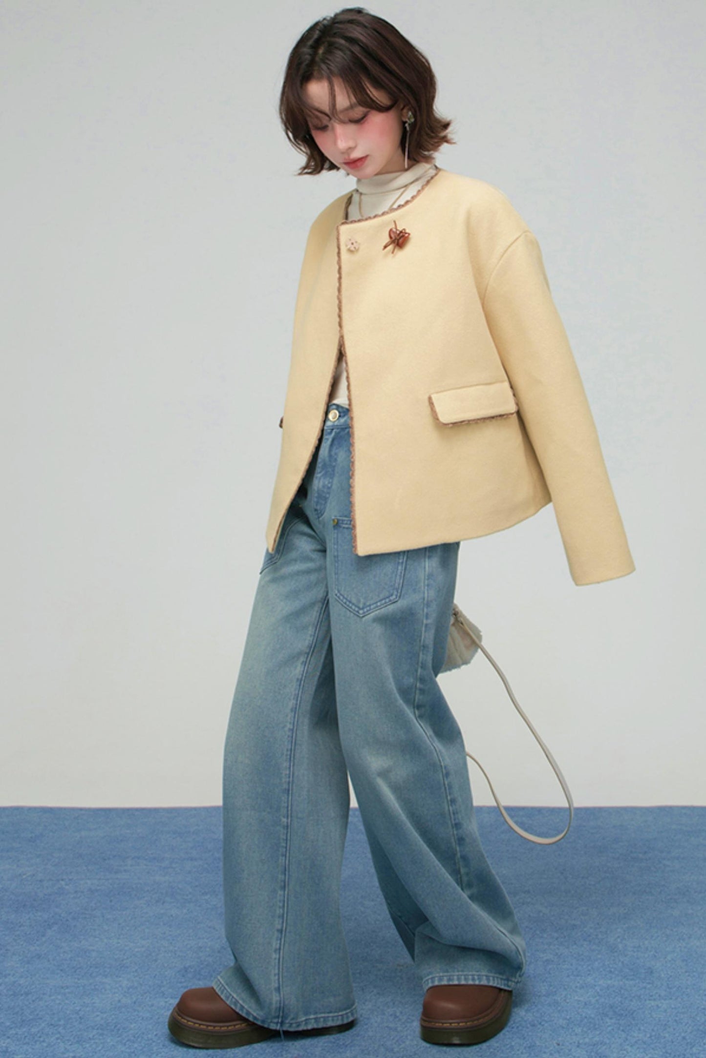 ウォームブルースタッデッドジーンズ