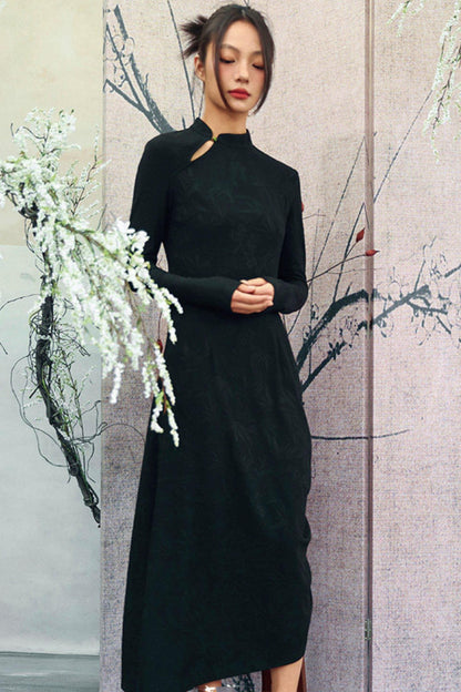 Chinesisches Kleid mit Kordelzug