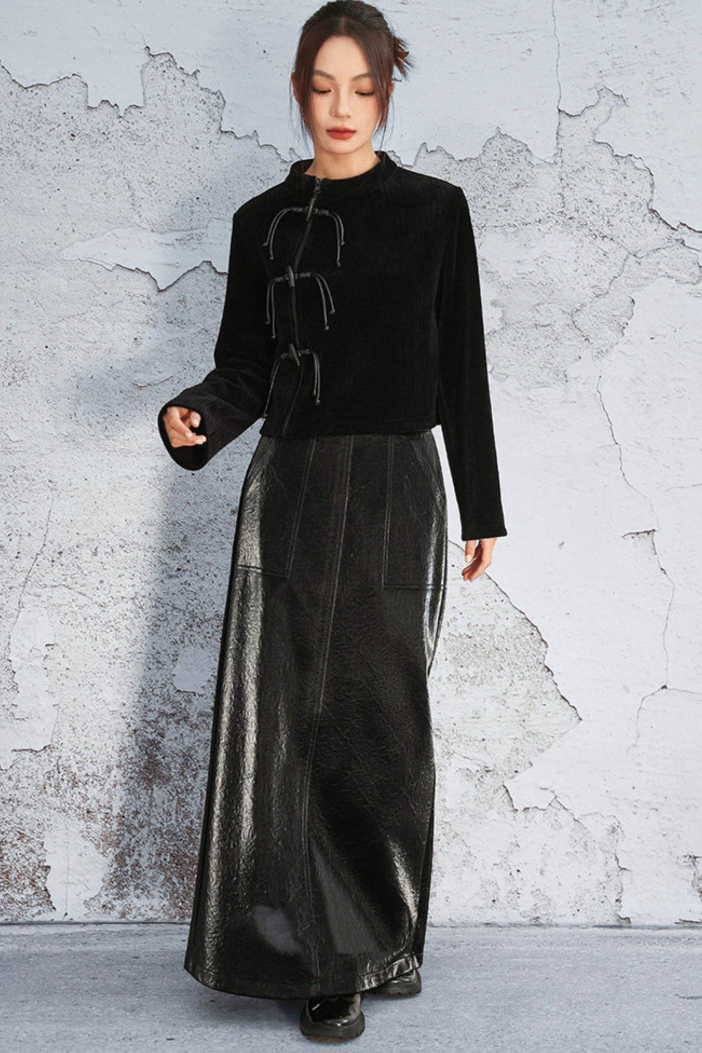 Vertical Striped Duchesnile Cardigan