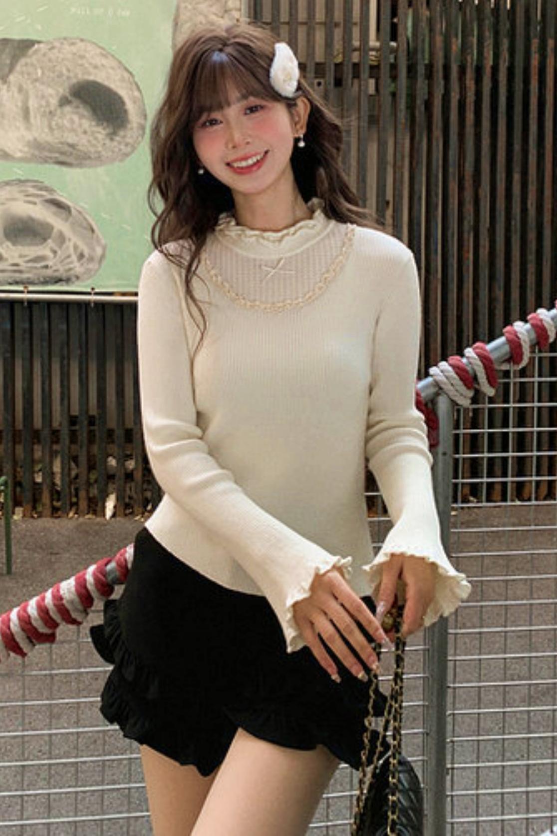 レーストリムリボントップス