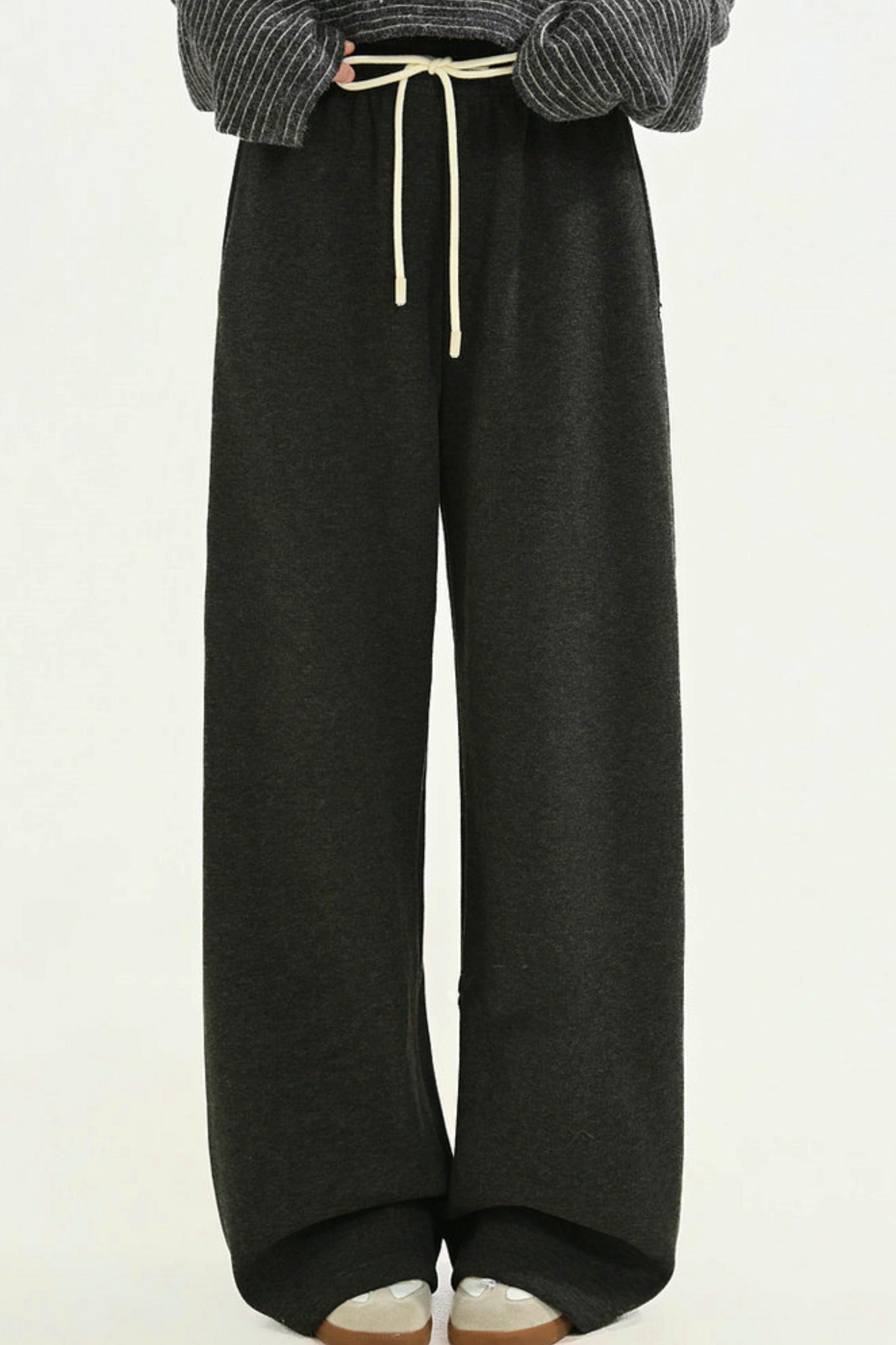 モードフリースラインドワイドパンツ