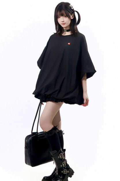 t-shirt oversize con logo mela