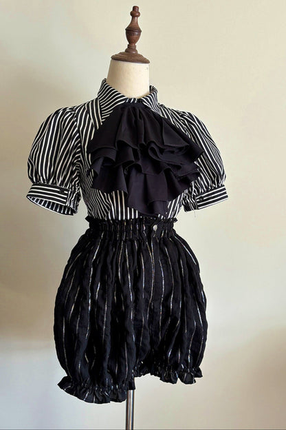 Pantalón Pumpkin Negro con Rayas Plateadas