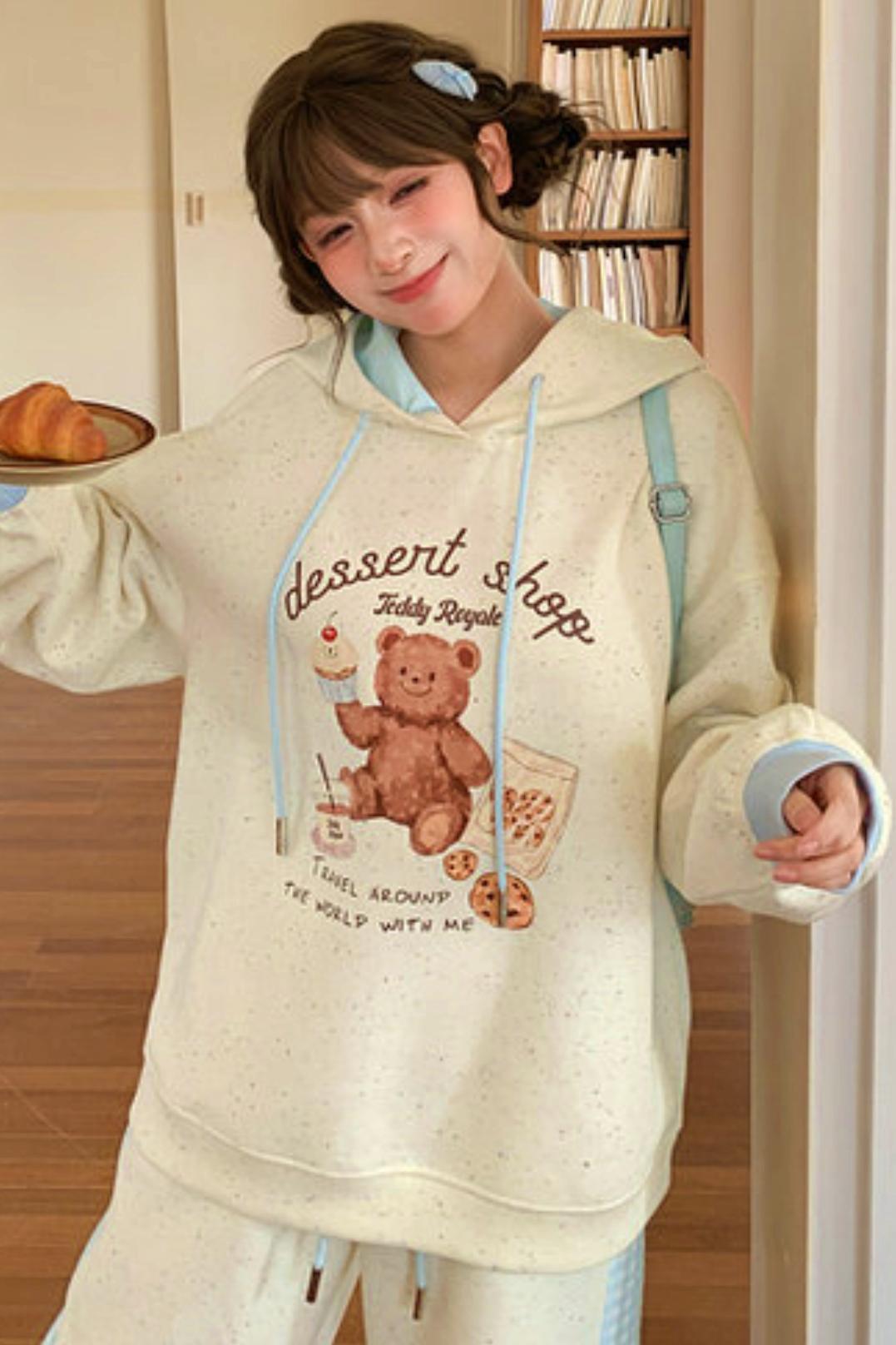 ベアプリントフードスウェット