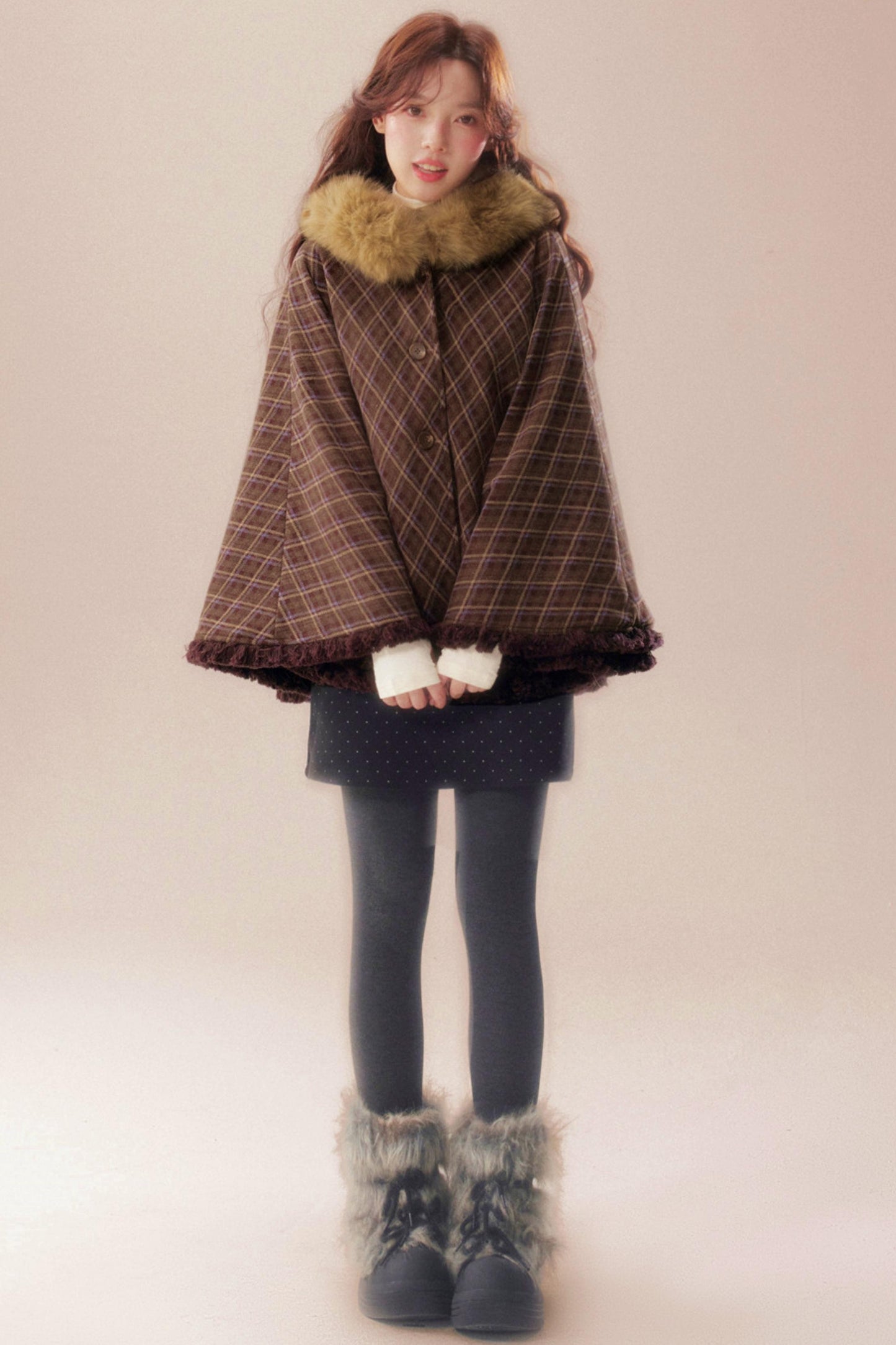 チェックファーカラーフーデッドケープ