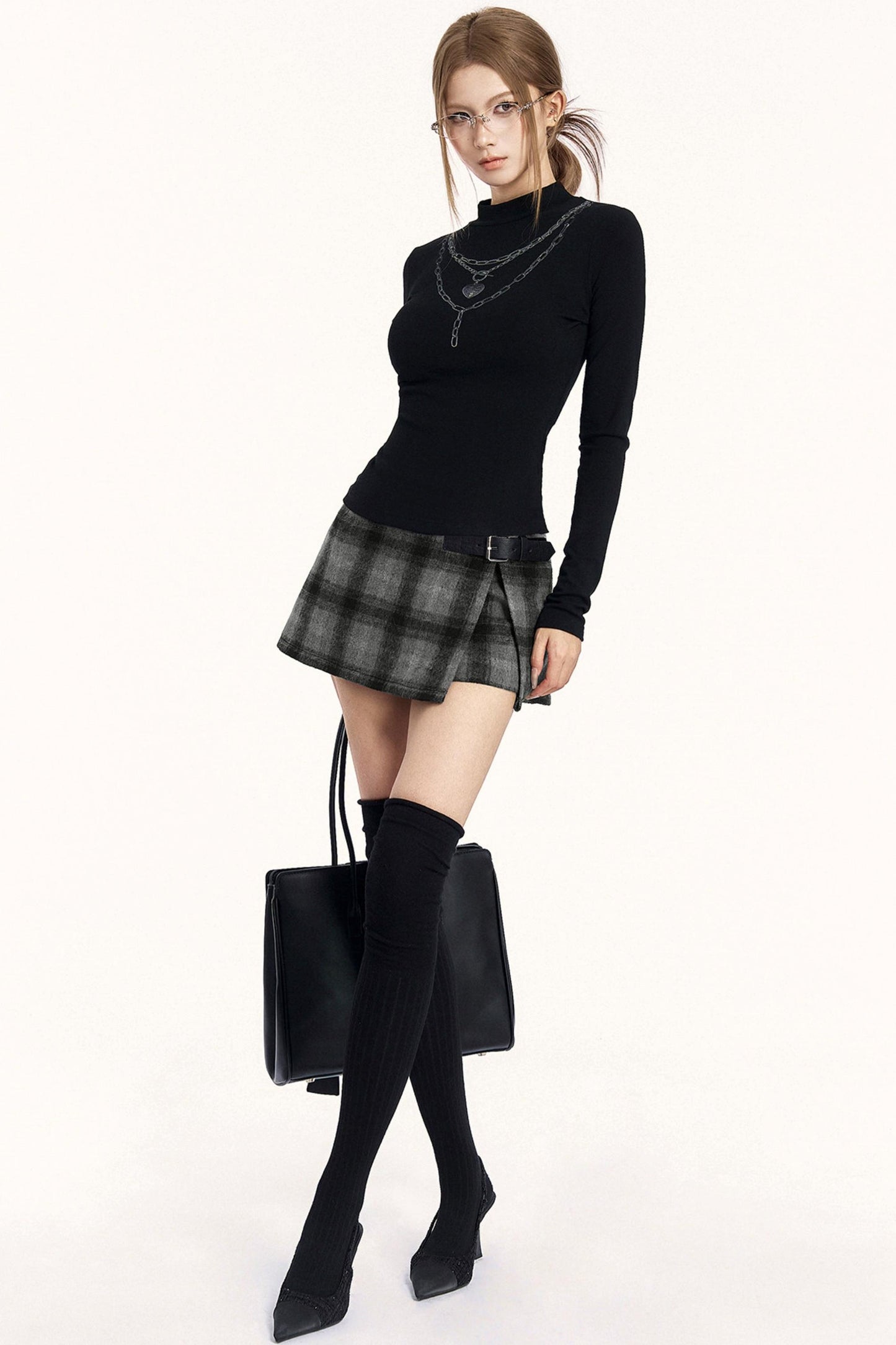 Check slit design skirt