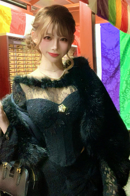 Elegant Black Fur Cape