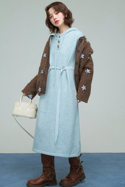 レイクブルーフーデッドニットドレス