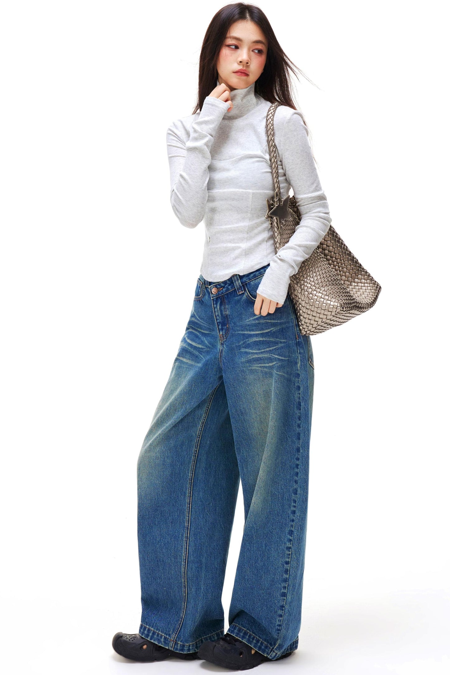 Slim Basic Turtleneck Top