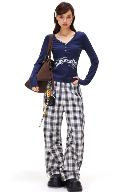 Happy Horse Design Star V-neck Top