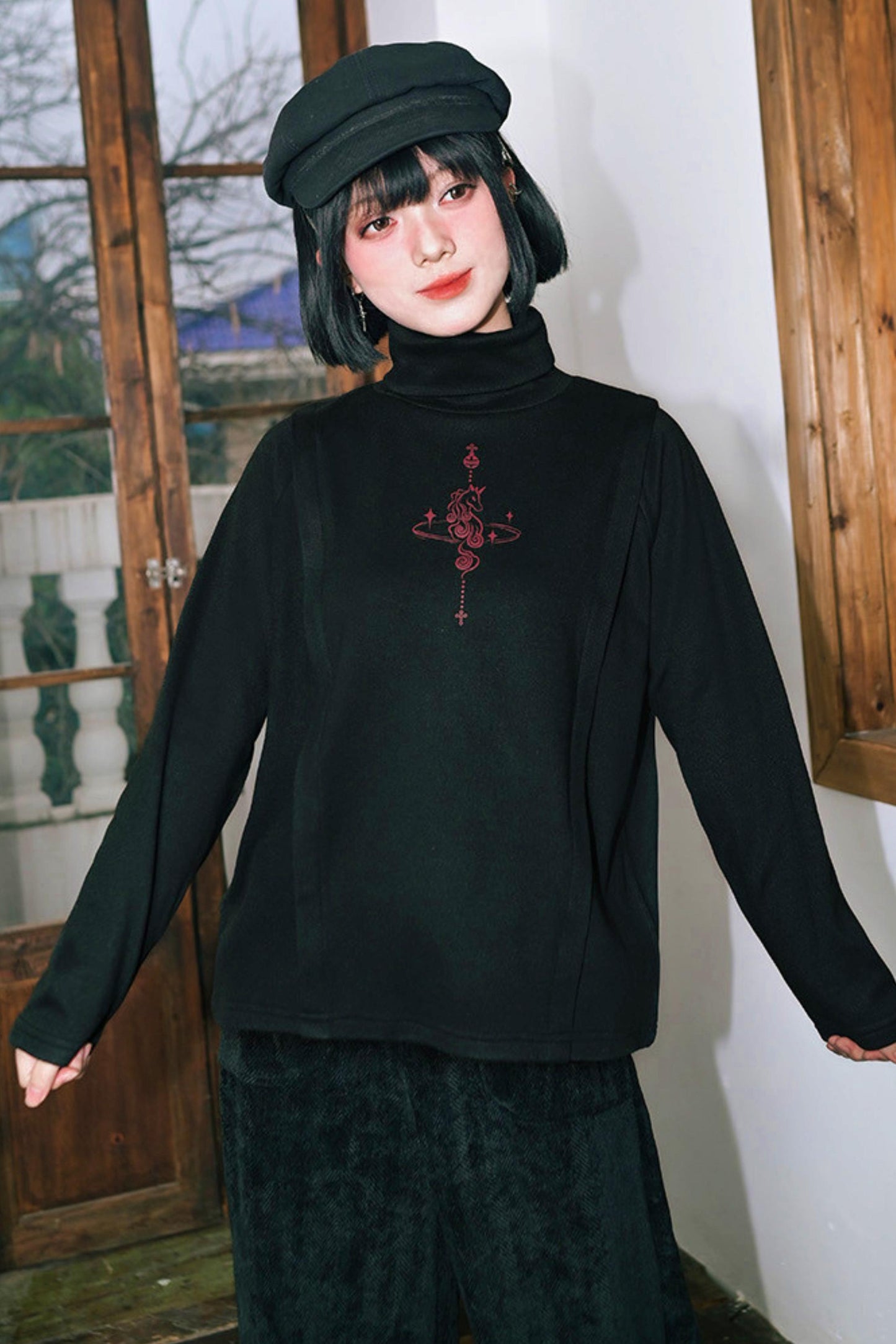 アンブライドチェスハイネックトップス