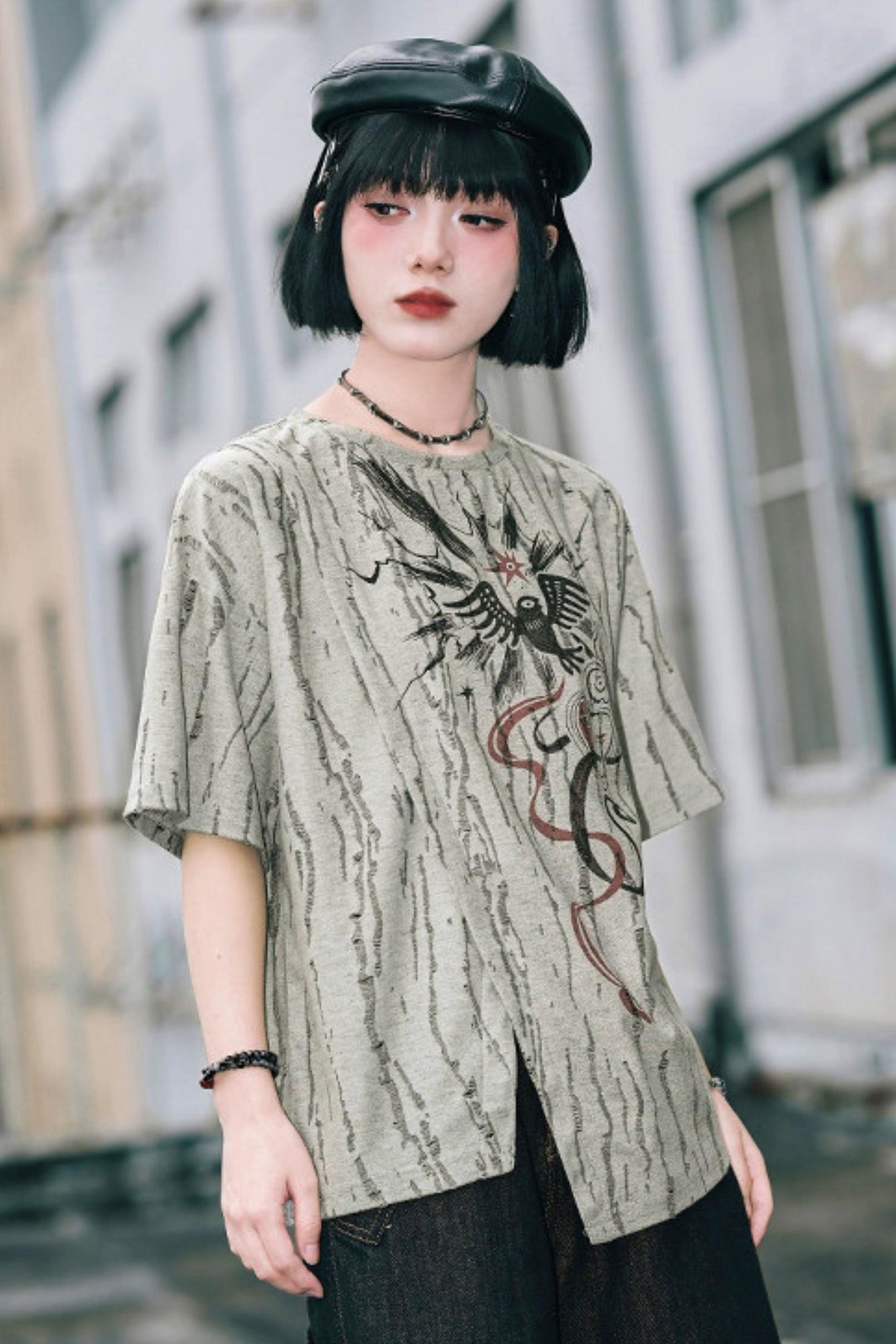 蛇と翼のサブカルTシャツ