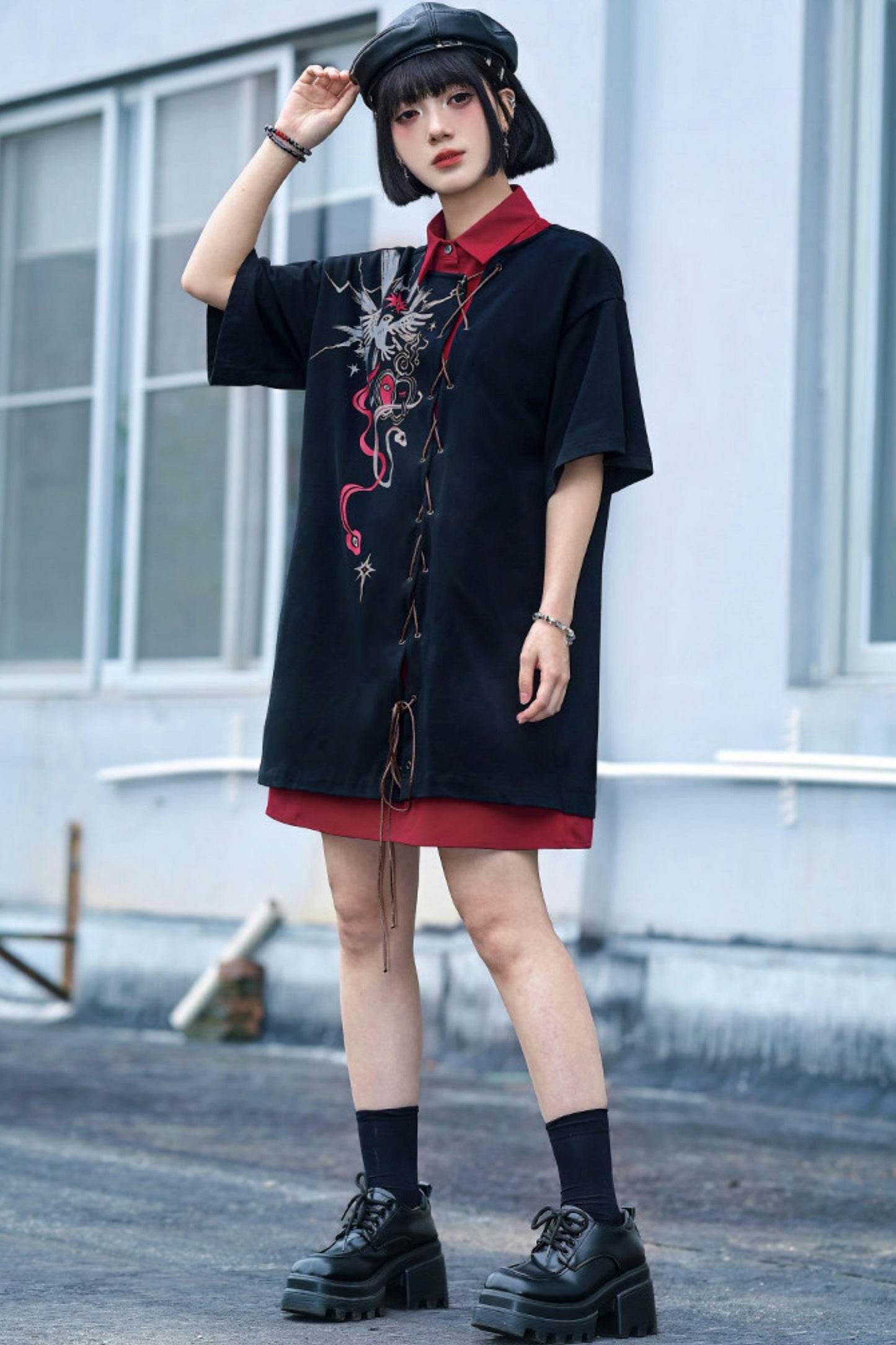 Dekadentes neogotisches T-Shirt-Kleid