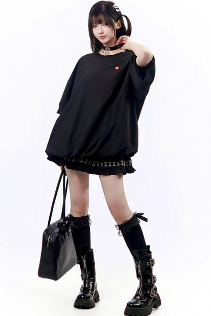 t-shirt oversize con logo mela