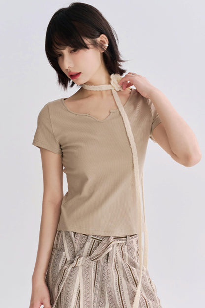 Ribbed Large Neckline Cropped Tee Shirt