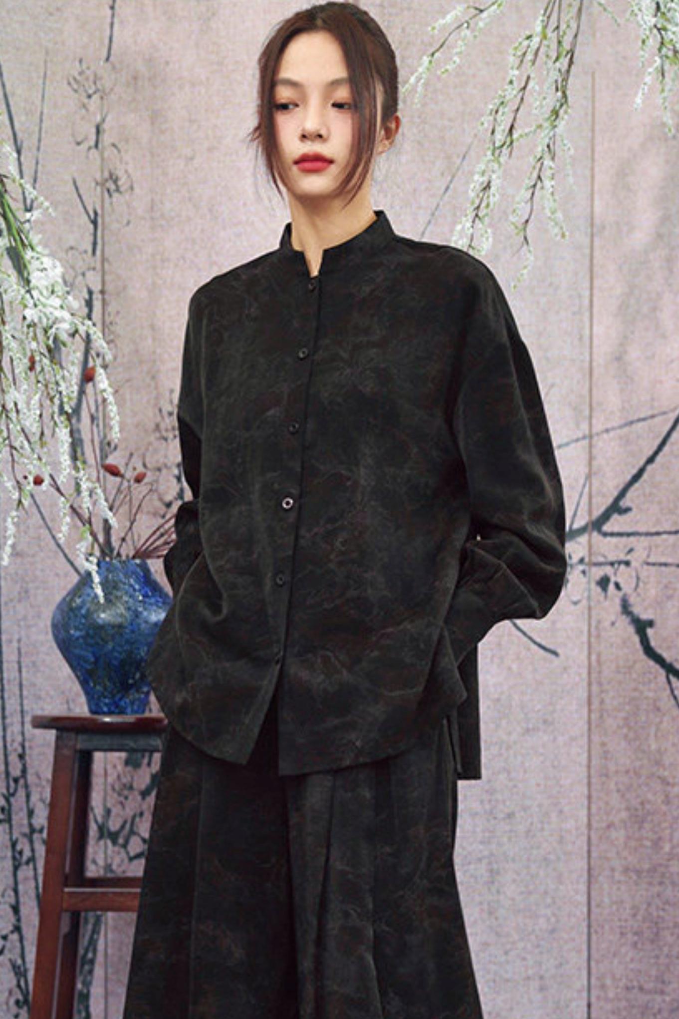 Camicia con colletto alla coreana sfumata nero scuro + pantaloni