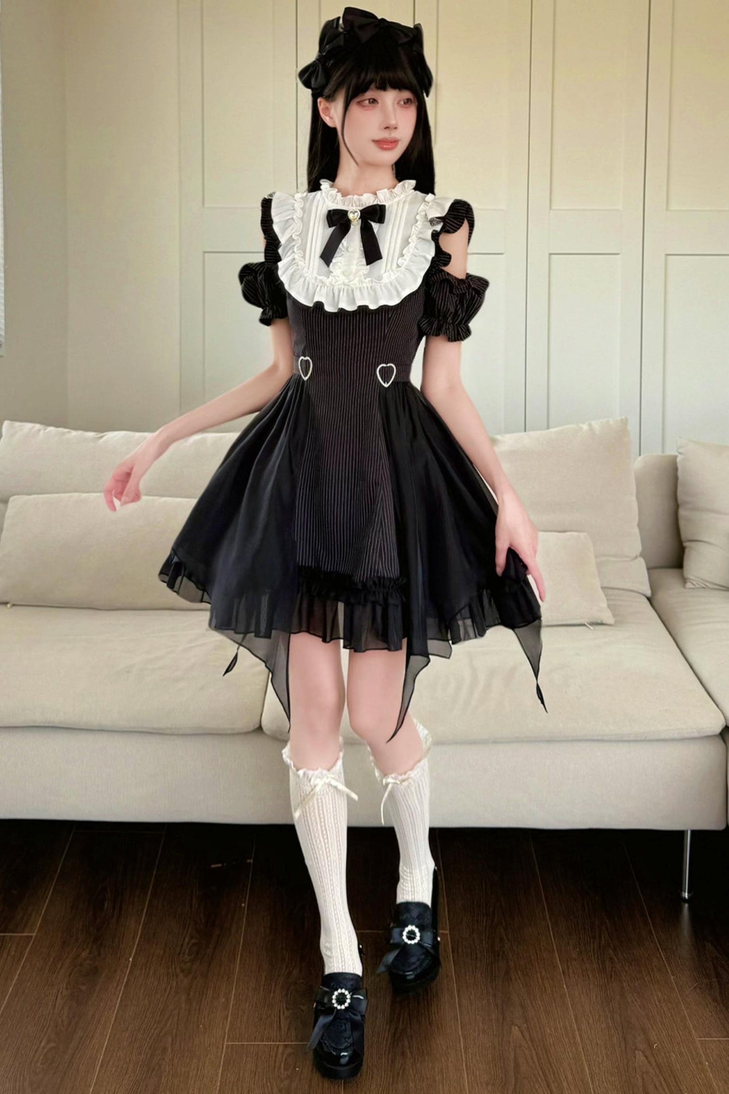 Vestido de hombros descubiertos luna oscura estilo jirai