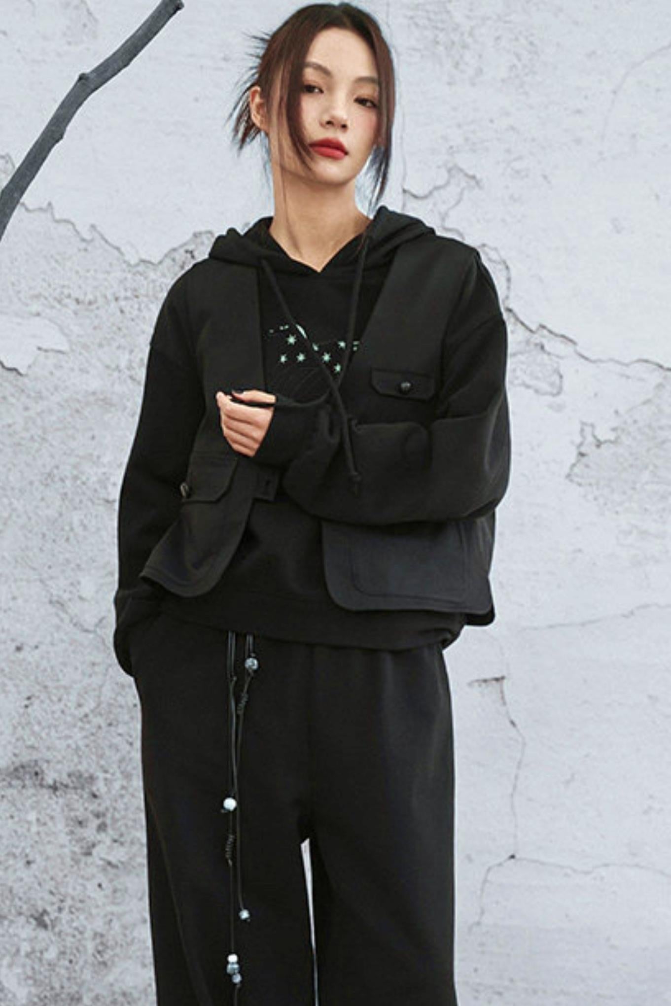 リトルホースフードトップス