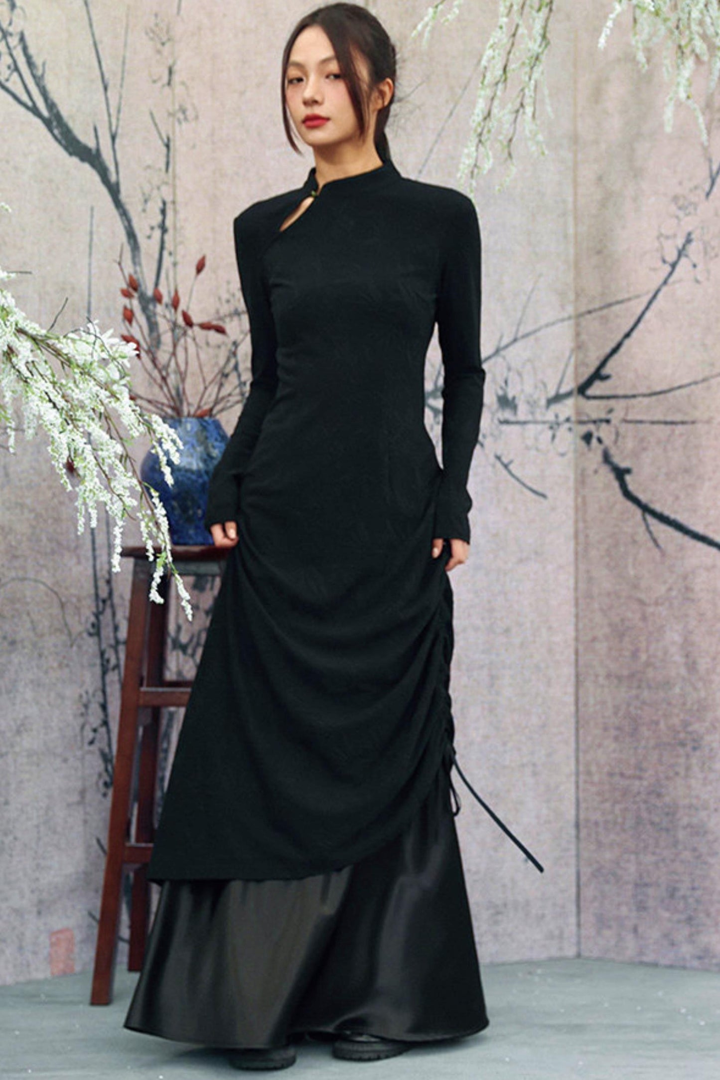 Chinesisches Kleid mit Kordelzug