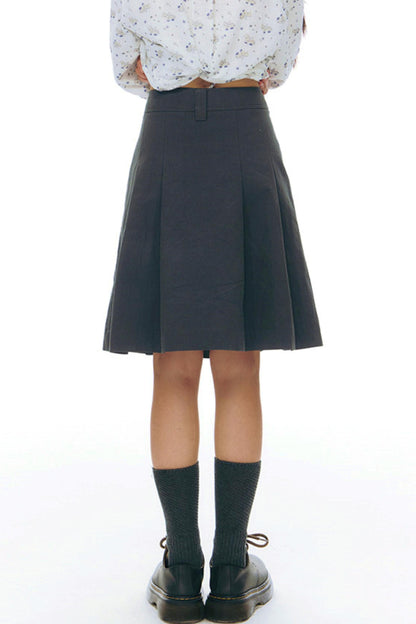 プリーティッドエーラインミディスカート