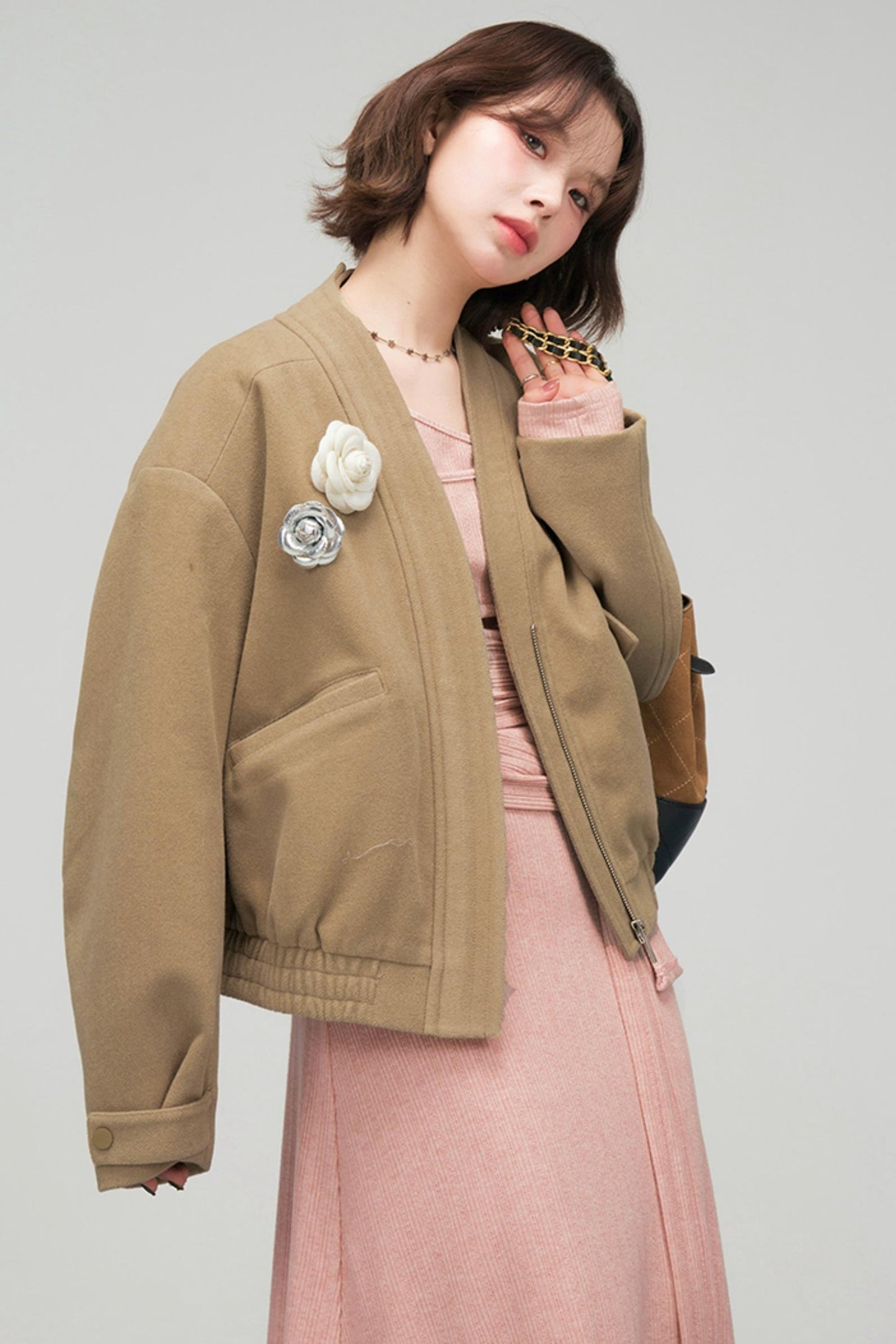 ラテクロワッサンブイネックジャケット