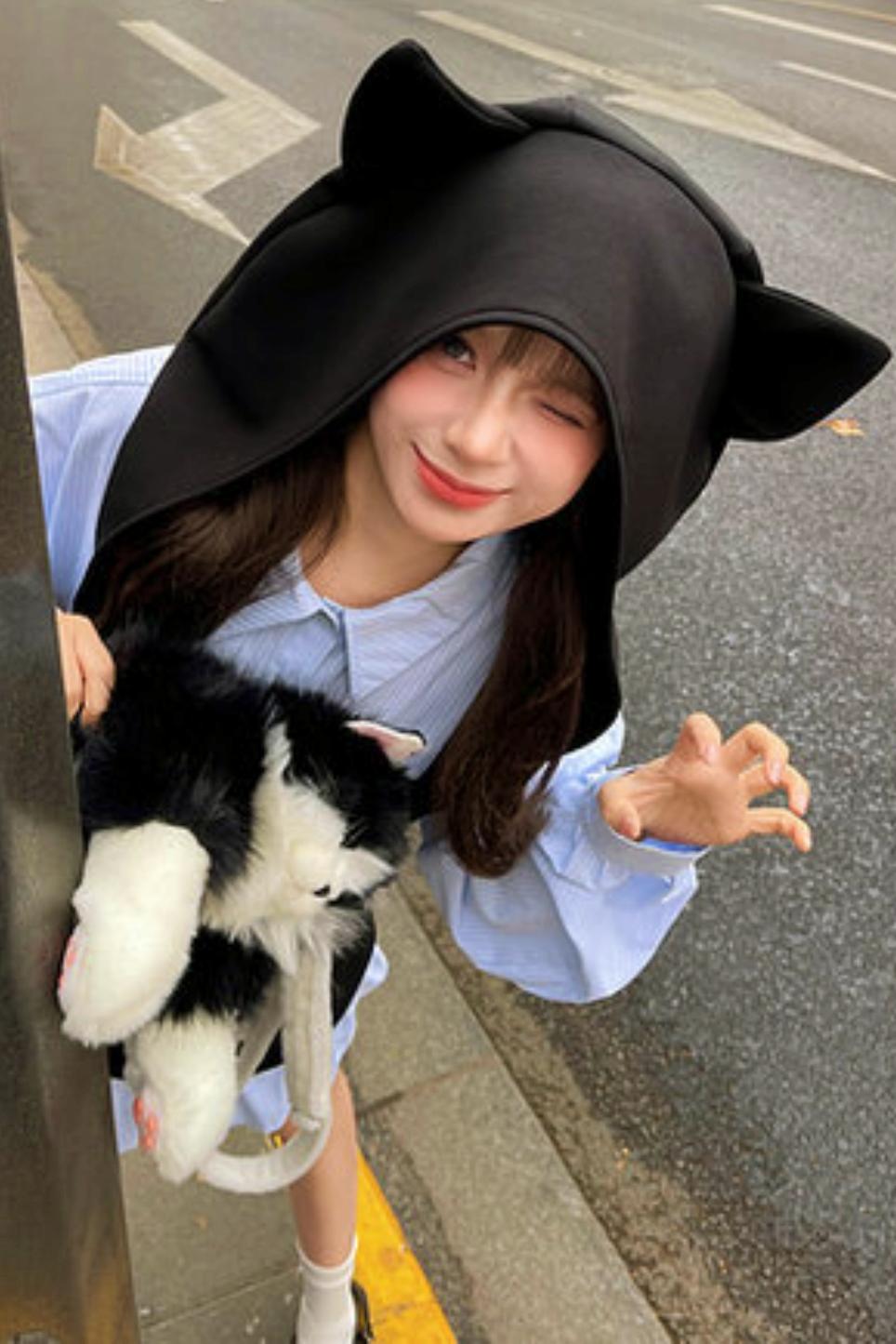 キャットイアーフーデッドドレス