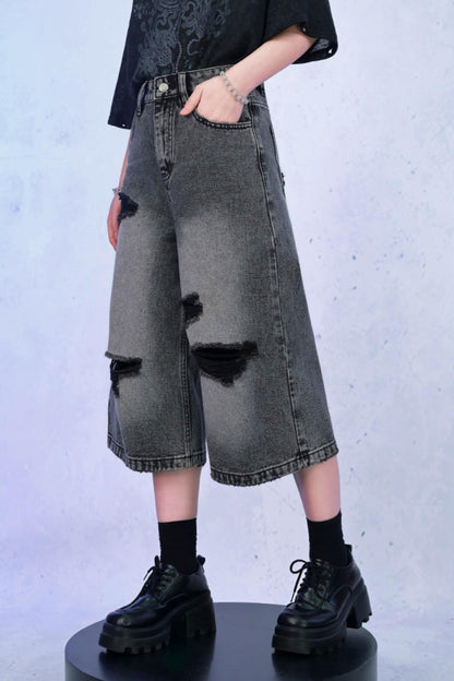 Ruins Street Distressed Denim Pants